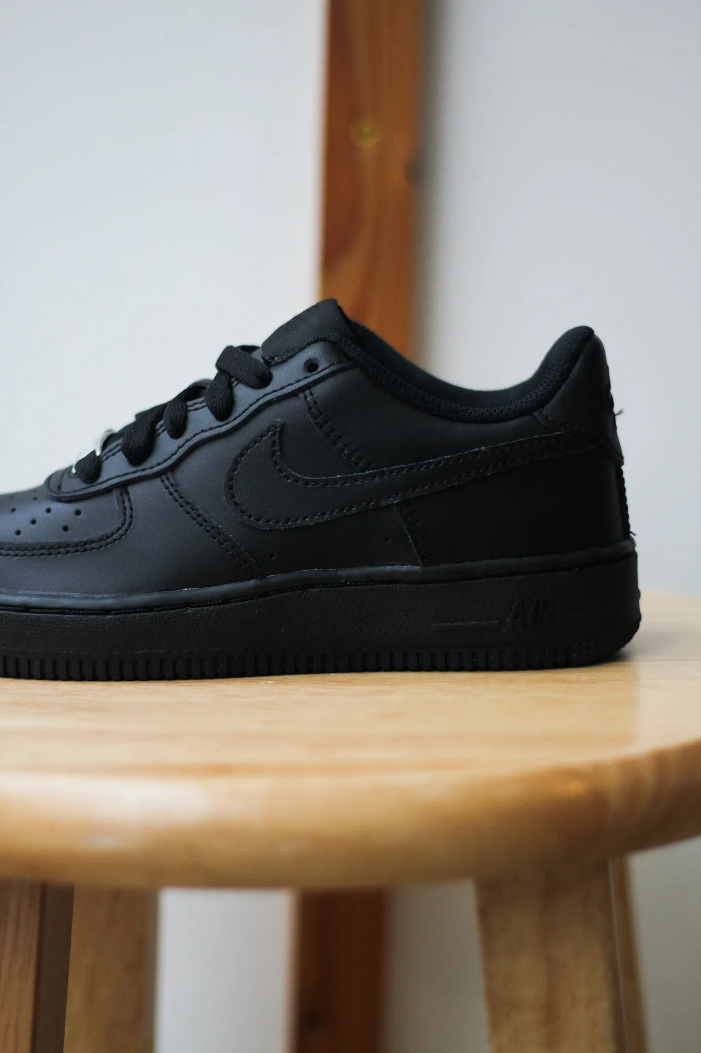 AIR FORCE 1 LE (GS) "BLACK"